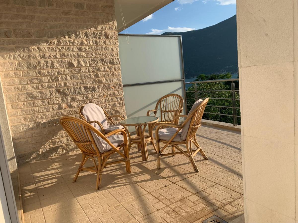 Apartment With Swimmingpool, Seaview And Large Terrace, 1St Floor, Min 2 Persons Ντόμπροτα Εξωτερικό φωτογραφία